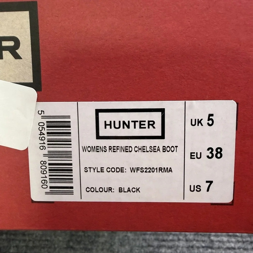 Hunter‎ Refined Chelsea Rain Boot Women's 7 Matte Black Waterproof New In Box